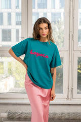 T-SHIRT BOPOCO PETROLOWY Z RÓŻOWYM HAFTEM image 0