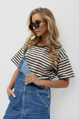 T-SHIRT OVERSIZE W PASKI OLIWKOWO-JASNORÓŻOWE image 0