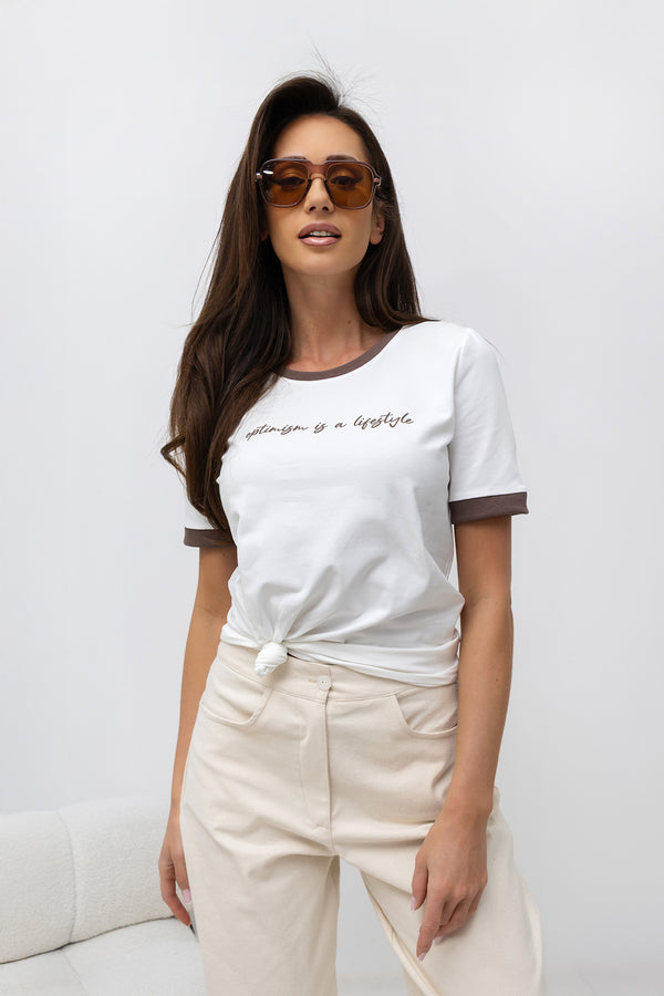 T-SHIRT Z LAMÓWKĄ LATTE image 1