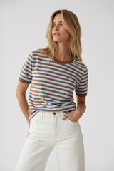 T-SHIRT W PASKI KARMELOWO-NIEBIESKIE image 1