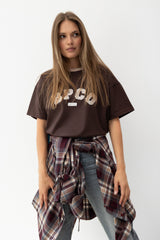 T-SHIRT BPCO BRĄZOWY Z BEŻOWĄ LAMÓWKĄ