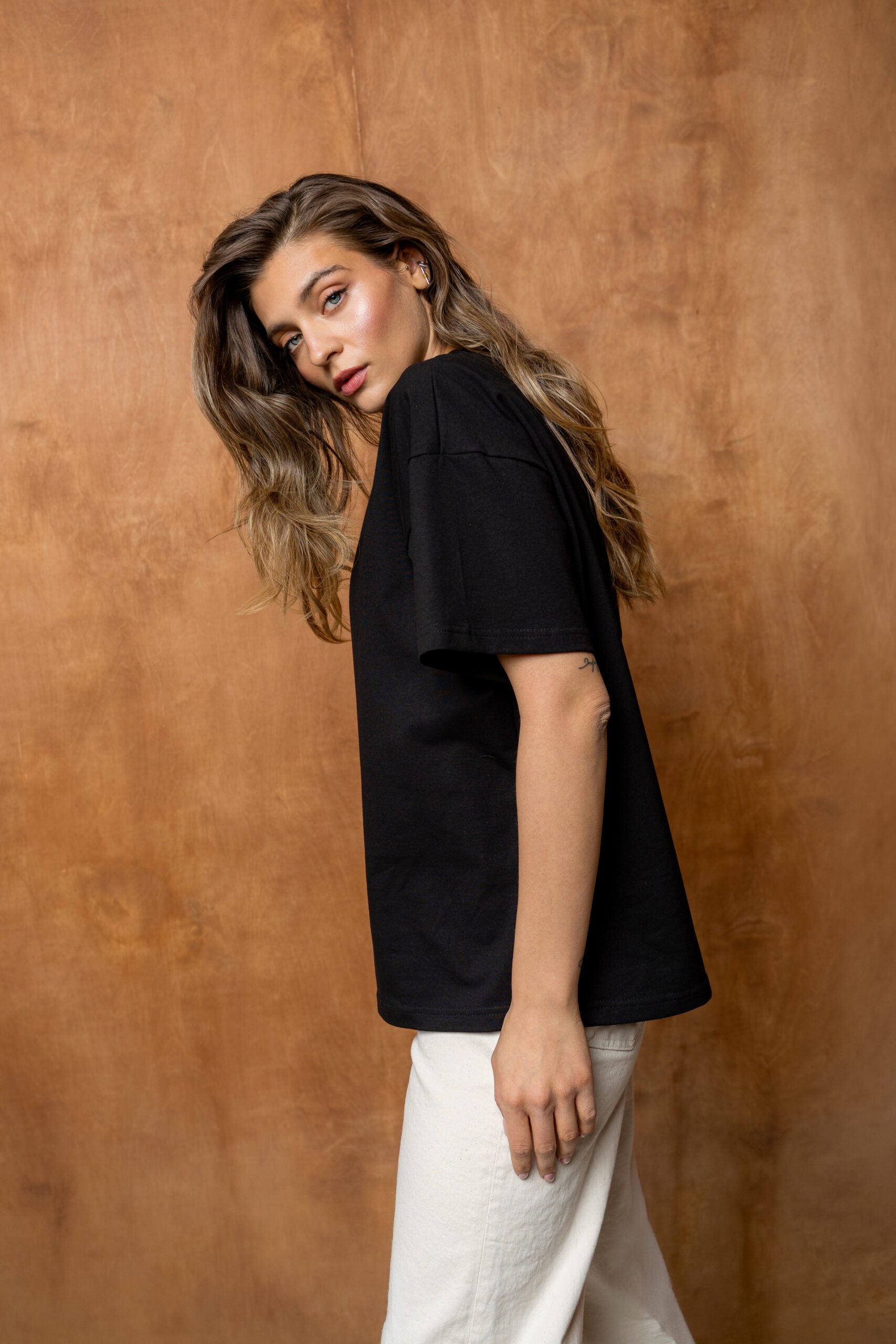 T-SHIRT BASIC BOPOCO OVERSIZE CZARNY image 2
