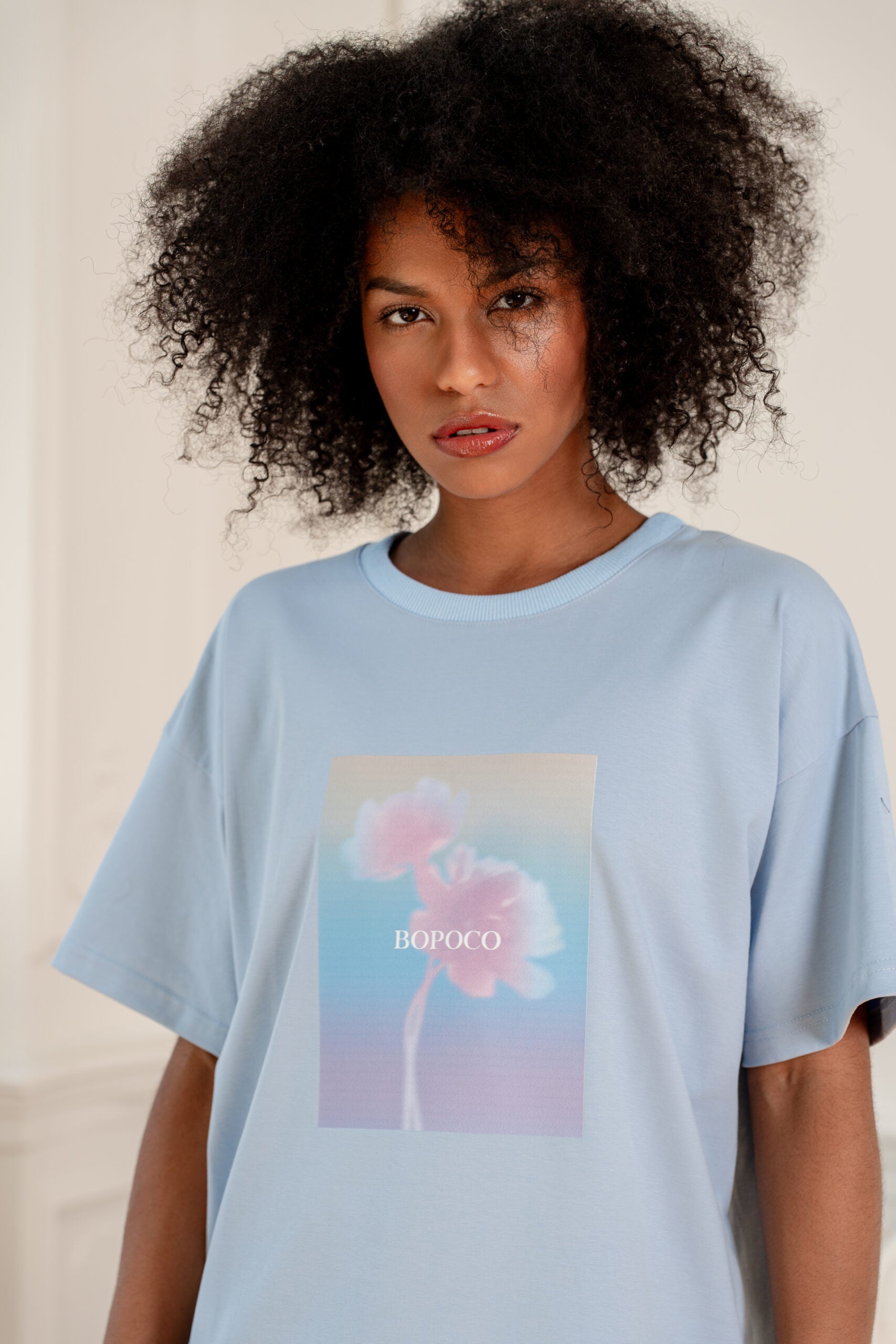 T-SHIRT PASTEL FLOWER NIEBIESKI image 1