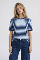 T-SHIRT W PASKI NIEBIESKIE image 1