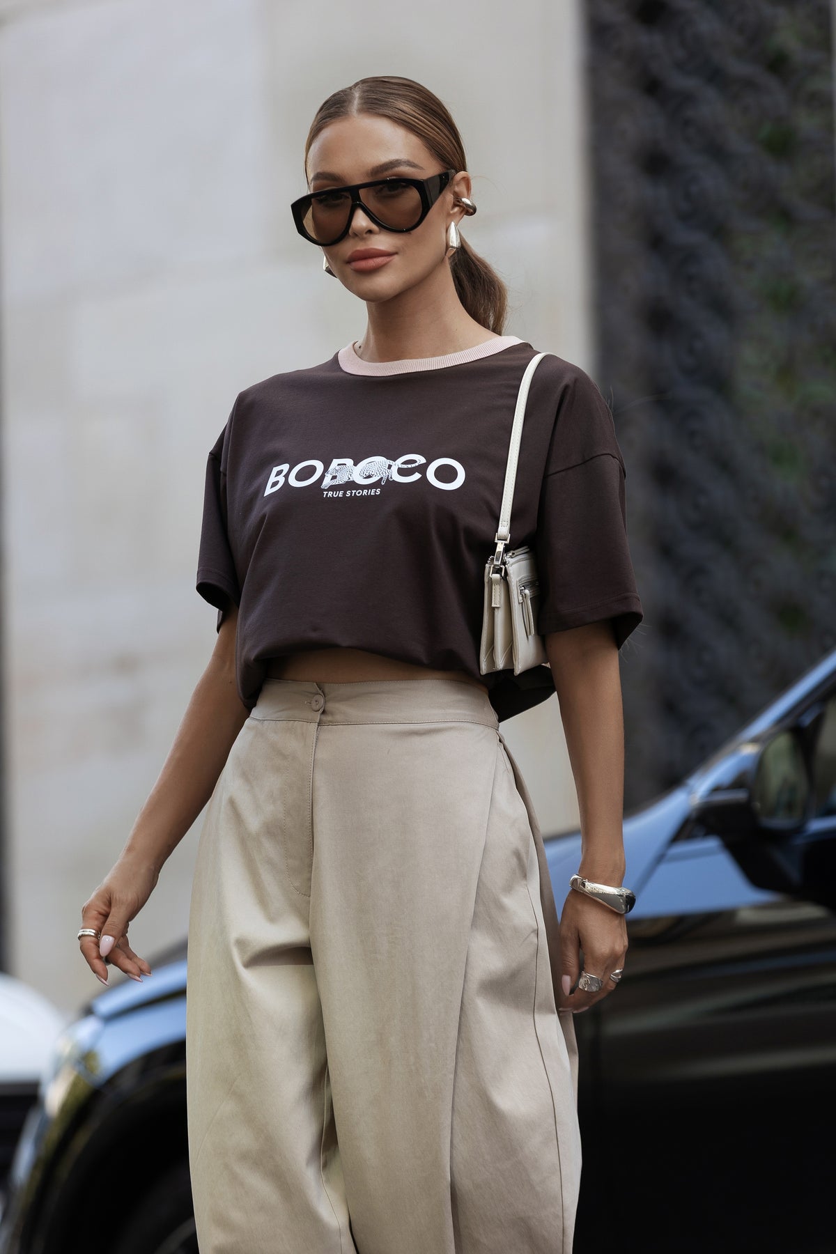 T-SHIRT BOPOCO TYGRYS BRĄZOWY Z RÓŻOWĄ LAMÓWKĄ