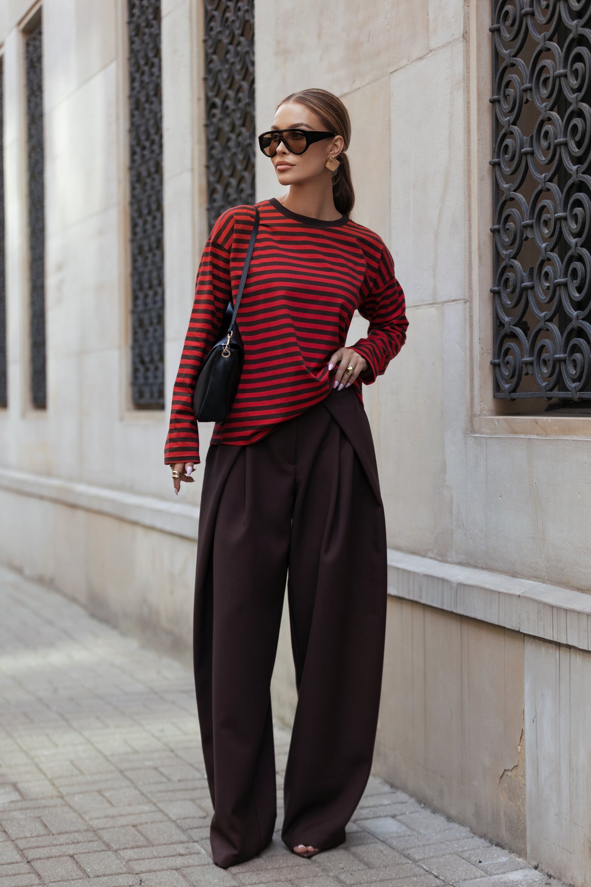 LONGSLEEVE OVERSIZE W PASKI BRĄZOWO-CZERWONE