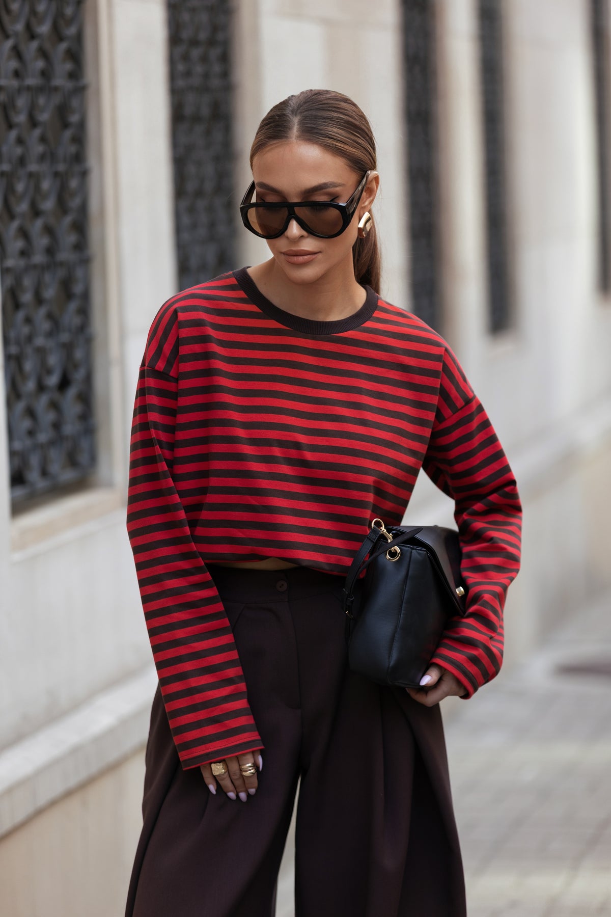 LONGSLEEVE OVERSIZE W PASKI BRĄZOWO-CZERWONE