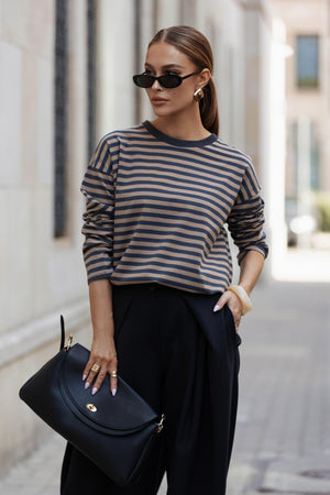 LONGSLEEVE OVERSIZE W PASKI GRAFITOWO-KARMELOWE