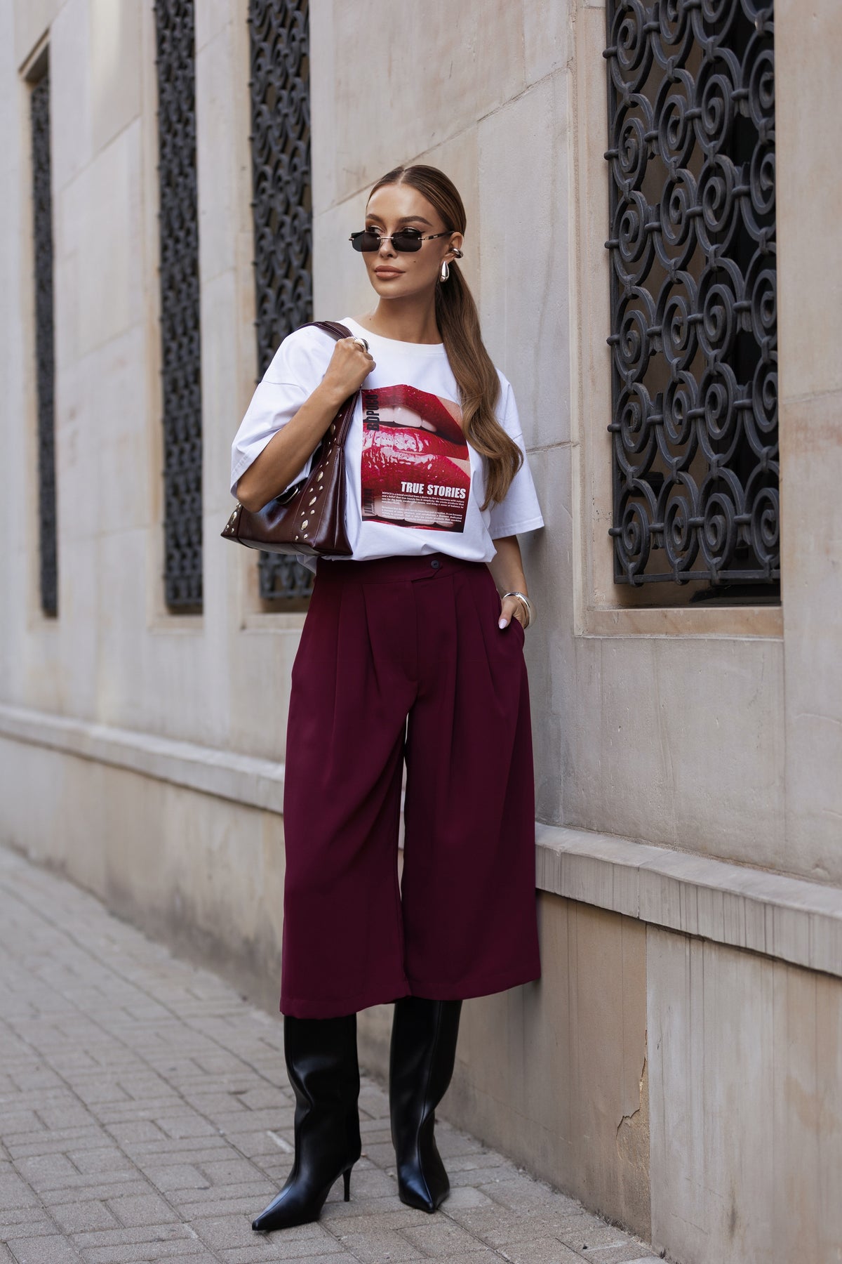 T-SHIRT LIPS BIAŁY