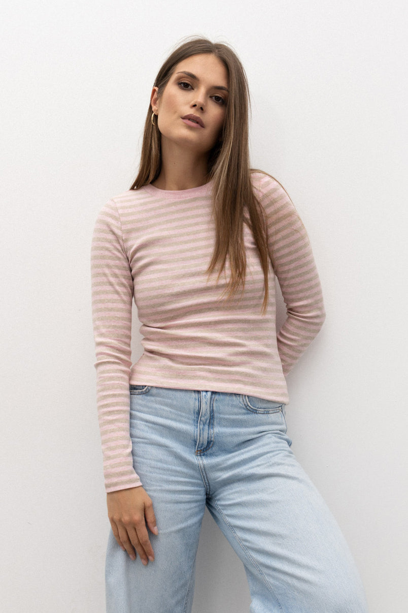 LONGSLEEVE PRĄŻEK W PASKI RÓŻOWO-BEŻOWY MELANŻ