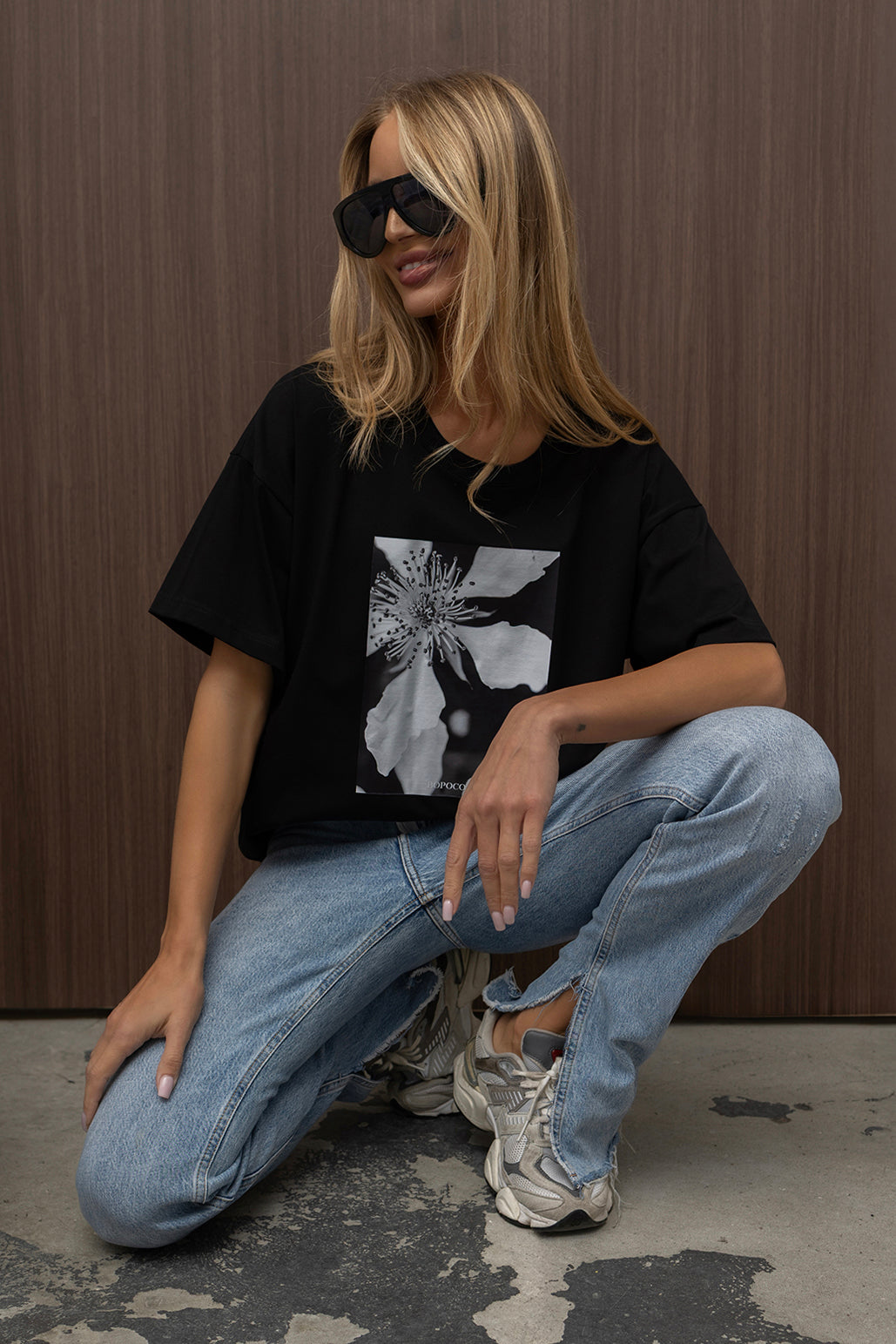 T-SHIRT ANEMON CZARNY