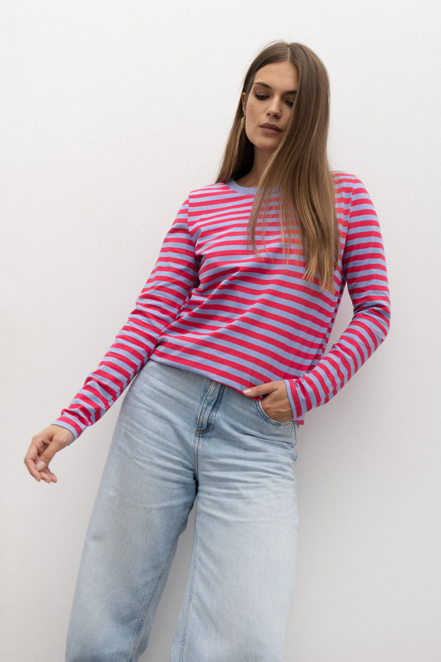 LONGSLEEVE W PASKI FIOLETOWO-FUKSJOWE