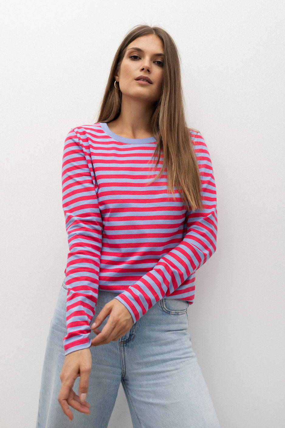 LONGSLEEVE W PASKI FIOLETOWO-FUKSJOWE