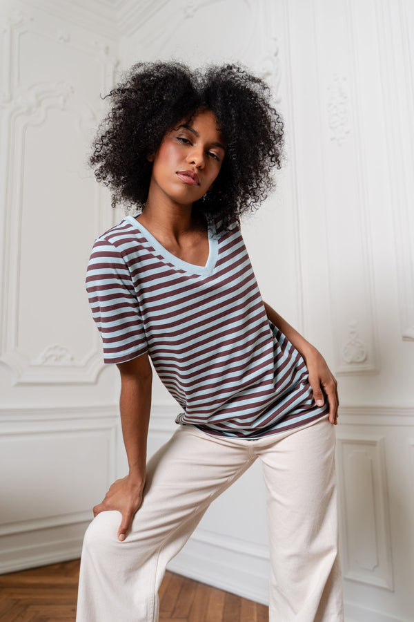 T-SHIRT V-NECK W PASKI NIEBIESKO-BRĄZOWE image 0