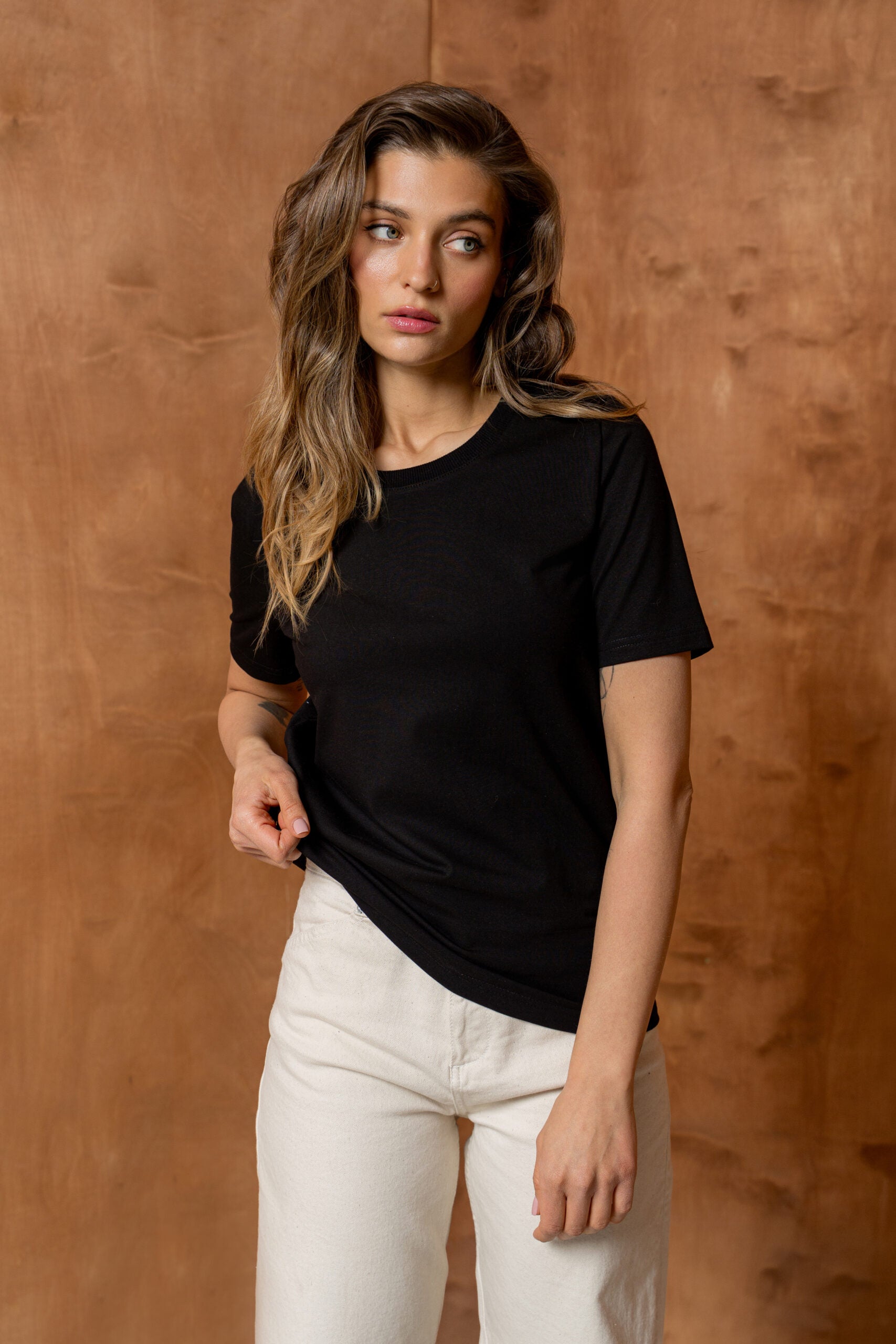 T-SHIRT BASIC BOPOCO NORMAL CZARNY image 1