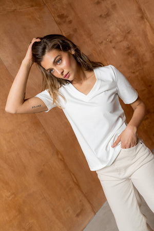T-SHIRT BASIC BOPOCO NORMAL V-NECK BIAŁY image 0