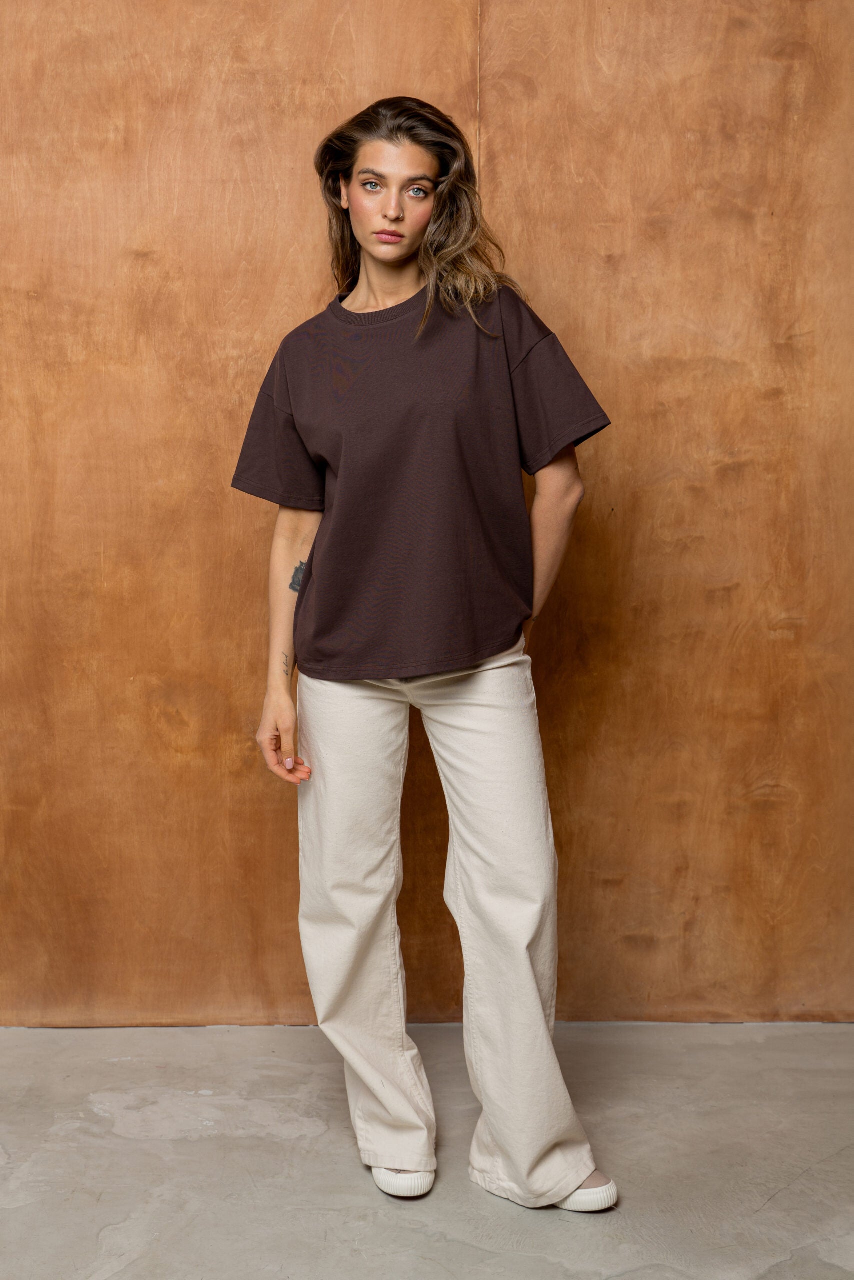 T-SHIRT BASIC BOPOCO OVERSIZE BRĄZOWY image 1