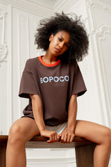 T-SHIRT BOPOCO BRĄZOWY Z POMARAŃCZOWĄ LAMÓWKĄ
