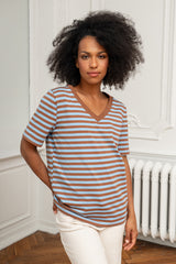 T-SHIRT V-NECK W PASKI KARMELOWO-NIEBIESKIE