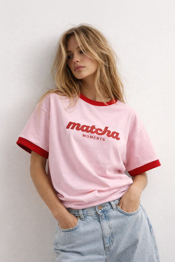 T-SHIRT MATCHA MOMENTS  RÓŻOWY image 0