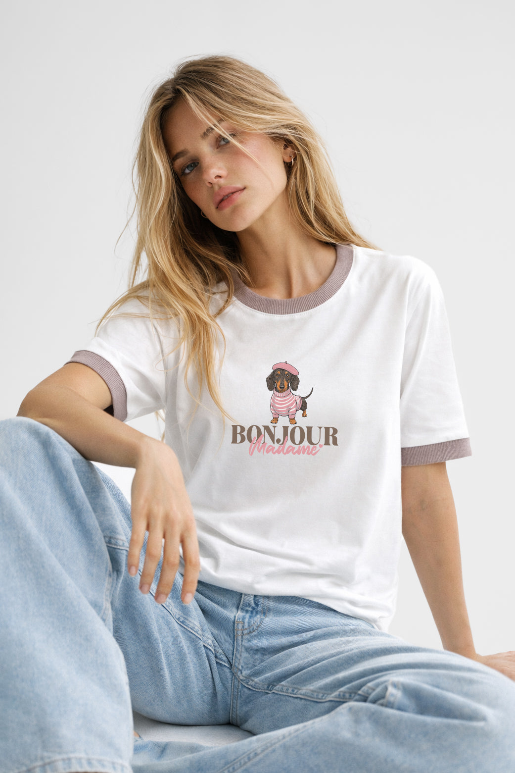 T-SHIRT ŚMIETANKOWY BONJOUR Z LAMÓWKĄ image 1