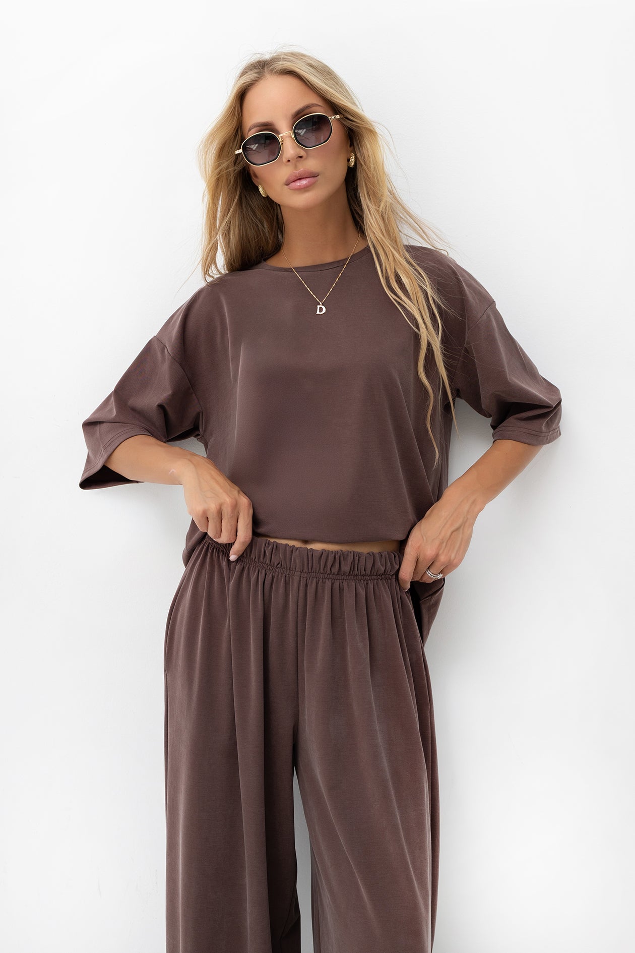 T-SHIRT CAMILA BRĄZOWY