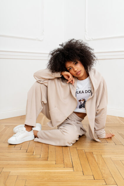 SET DRESOWY BEŻOWY (BLUZA I SPODNIE)