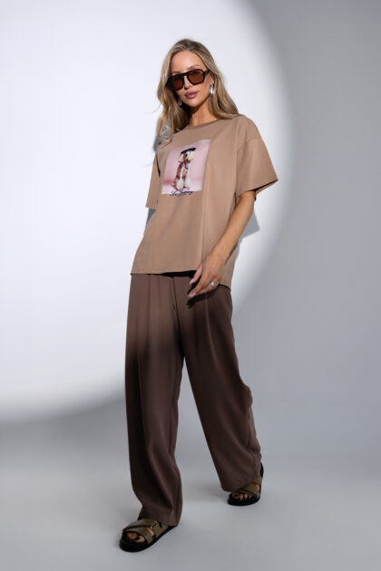 T-SHIRT LE FRIDAY BEŻOWY