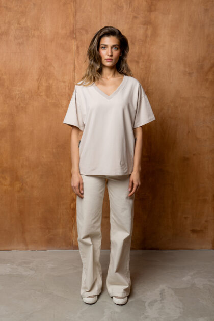 T-SHIRT BASIC BOPOCO OVERSIZE V-NECK BEŻOWY